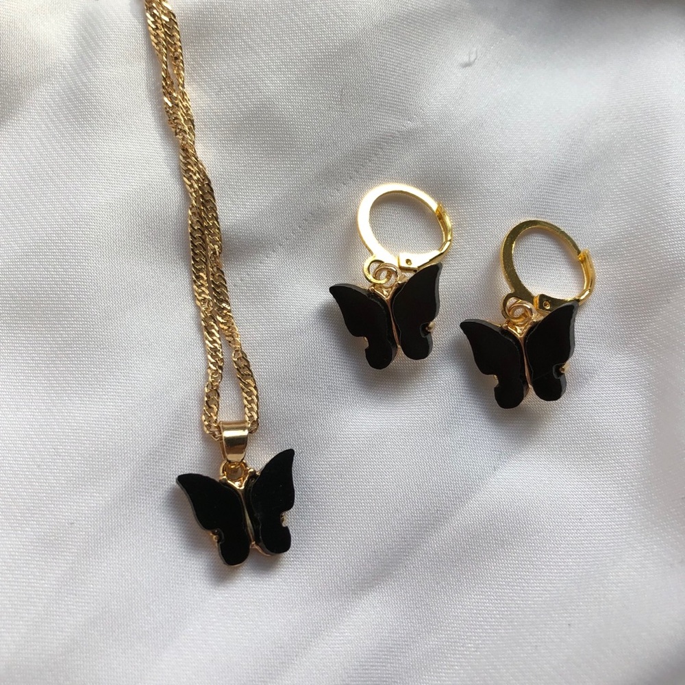 “Night” Black Butterfly Earring & Necklace SET